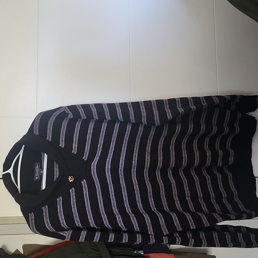 Brooks Brothers Size XXL Black Striped Wool Sweater